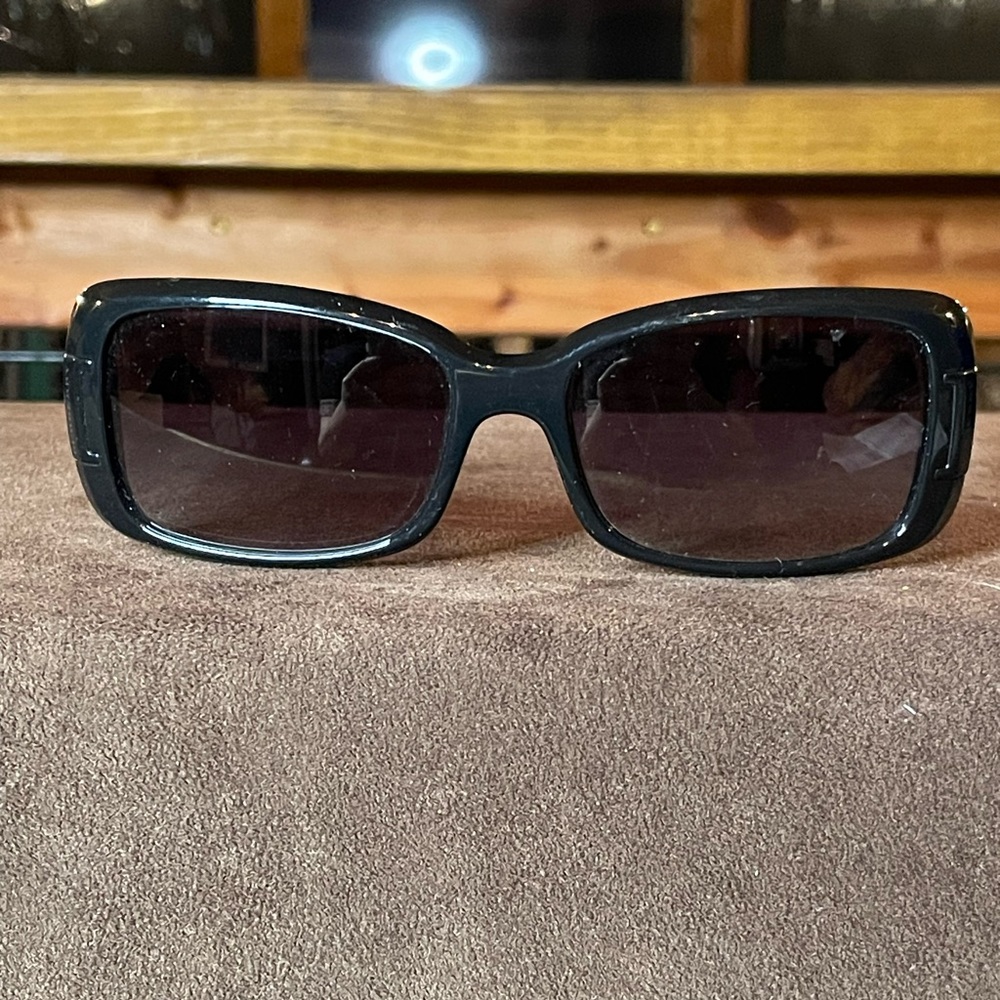 Authenticated Burberry Sunglasses - image 1